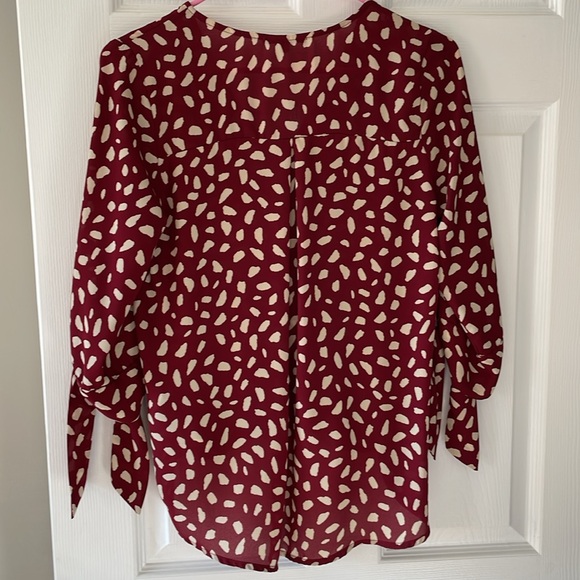 Wrap Front Pattern Blouse - Picture 3 of 7